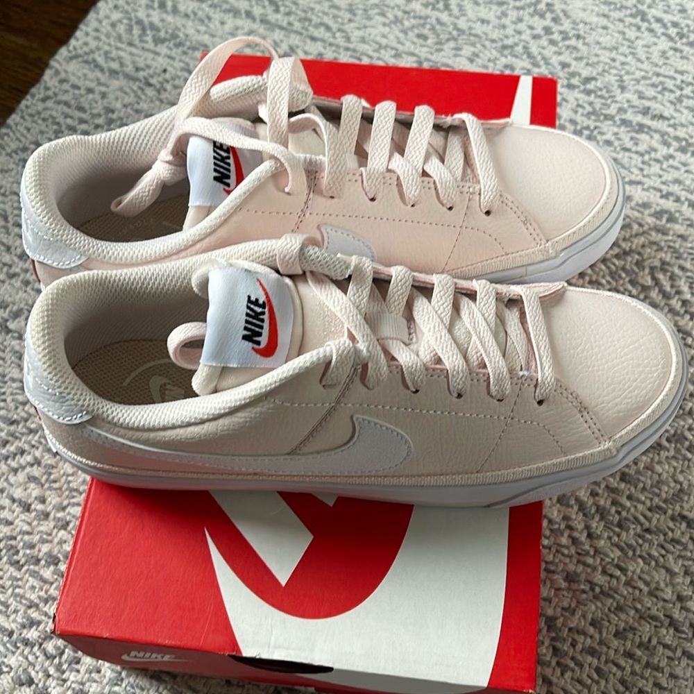 Nike court legacy sneakers woman 7.5
